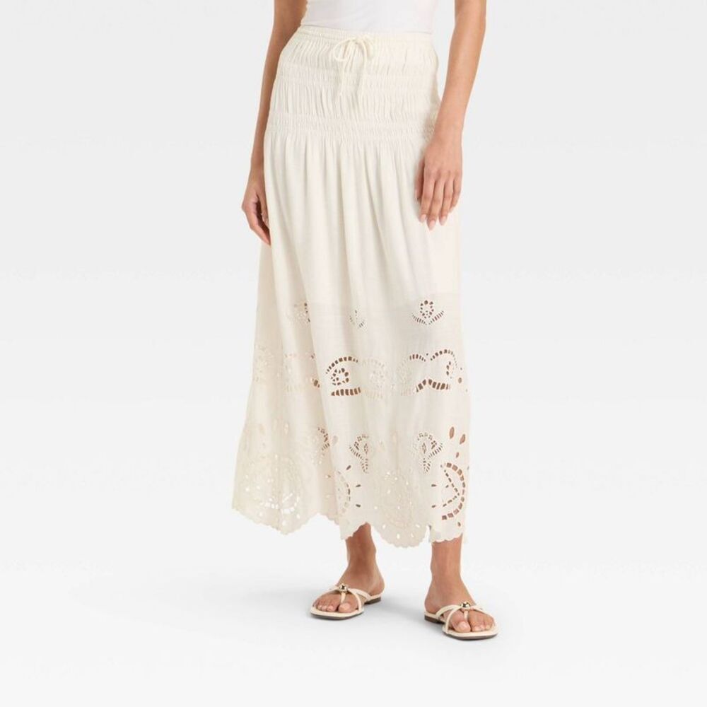 Future Collective - Women's High-RIse Embroidered Eyelet Drop Waist A- Off-White